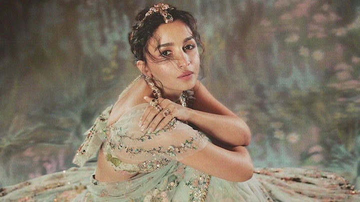 Alia Bhatt brought the house down at the Met Gala with her embroidered Sabyasachi saree. Traditional Indian wear featured all forms of hand embroidery, silk floss, glass beading, and semi-precious gemstones, with a formidable 23-foot train to complete her regal look. (Image source: Instagram/ aliaabhatt)