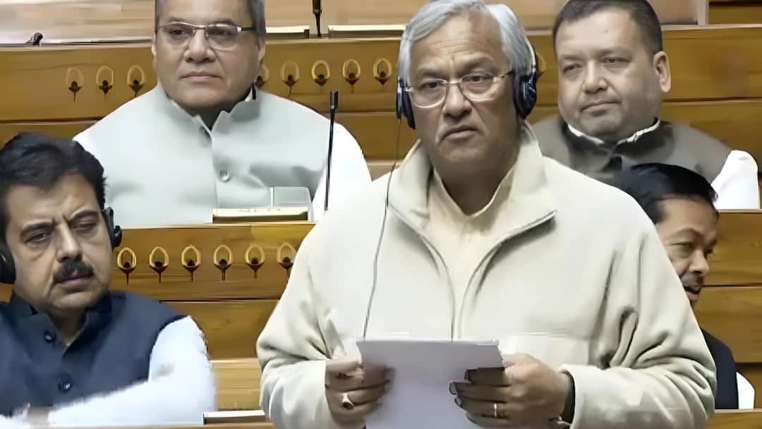 हरिद्वार सांसद ने गंगा नदी में अवैध खनन का मुद्दा उठाया, सरकार से की सख्त कार्रवाई की मांग Haridwar MP Trivendra Singh Rawat raised issue of illegal mining in Ganga river in Parliament ANN हरिद्वार सांसद ने गंगा नदी में अवैध खनन का मुद्दा उठाया, सरकार से की सख्त कार्रवाई की मांग