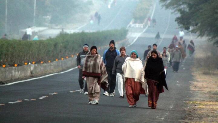 North Bihar is in the grip of cold. Due to western disturbance in the mountains, cold winds are coming to the plains. Its effect is visible in the plains. Similar weather will prevail in Bihar till 15th December.