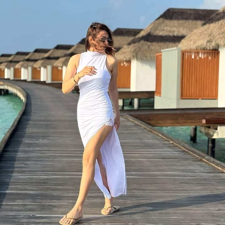 Hansika Motwani is a stunner in all seasons.
