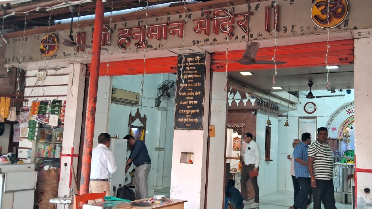 ‘अगर मंदिर यहां से हटाया तो…’, मुंबई के दादर स्टेशन के बाहर हनुमान मंदिर अध्यक्ष का बड़ा बयान