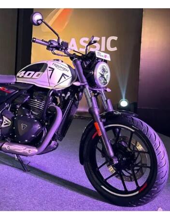 ਲੱਖਾਂ ਦੀ ਇਹ ਬਾਈਕ 18000 ਰੁਪਏ ਹੋਈ ਸਸਤੀ, ਆਫਰ ਦਾ ਚੁੱਕੋ ਲਾਭ...