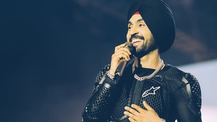 Diljit Dosanjh Dedicates Chandigarh Concert To World Chess Champion Gukesh, Recreates Dialogue 'Jhukega Nahi...'