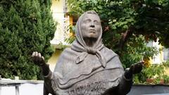 Baba Venga : नवीन वर्षात 'या' 4 राशींचं नशीब पालटणार; आर्थिक स्थिती उंचावणार, बाबा वेंगांचं भाकित