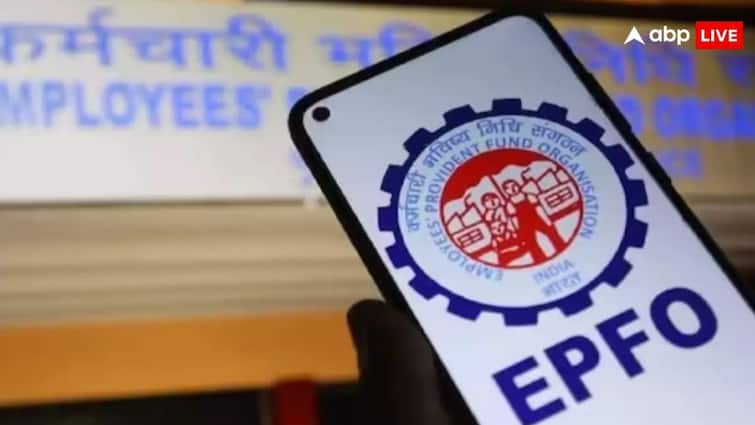 pf account rules in new job after how many days you can withdraw money from your previous company pf account नई जॉब मिलने के कितने दिन बाद तक निकाल सकते हैं पुरानी नौकरी से PF का पैसा, जानें अपने काम की बात