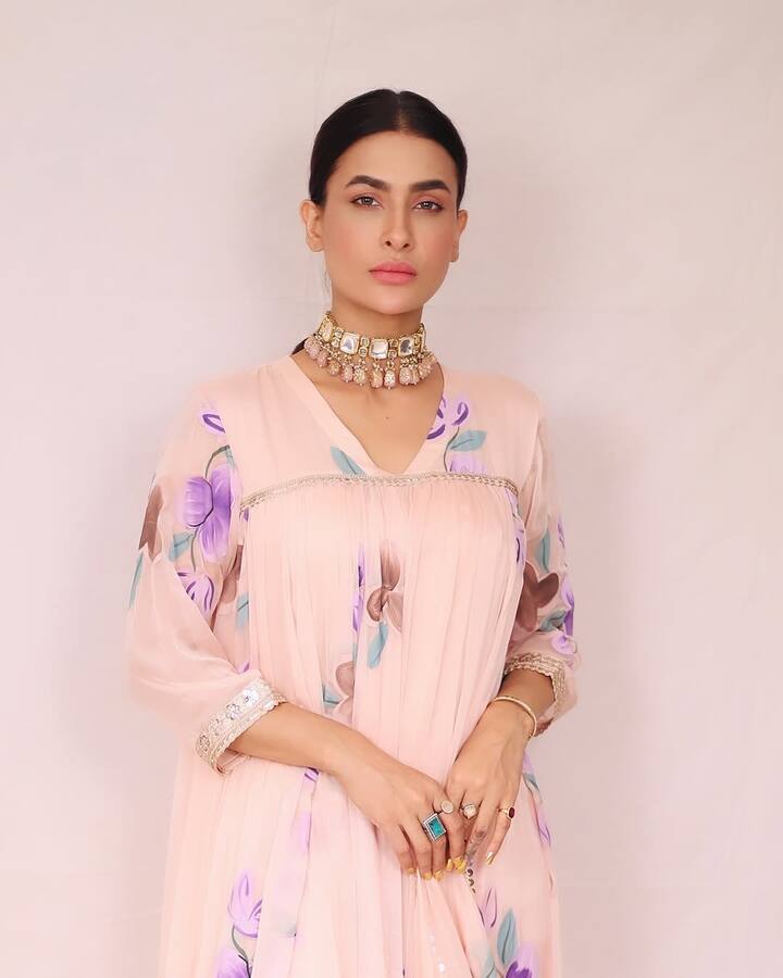 पवित्रा पुनिया टीवी की एक पॉपुलर एक्ट्रेस हैं. जिन्होंने अपने लंबे करियर में एक से बढ़कर एक हिट शोज में काम किया है.