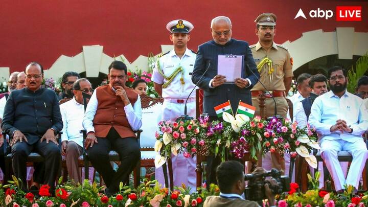 विधायकों की नाराजगी को खत्म करने के लिए महाराष्ट्र में ढाई साल वाला फार्मूला अपनाया गया है. यानि कि कुछ मंत्रियों का कार्यकाल ढाई साल का होगा इसके साथ ही बचे हुए कार्यकाल के लिए अन्य नेताओं को अवसर दिया जाएगा.