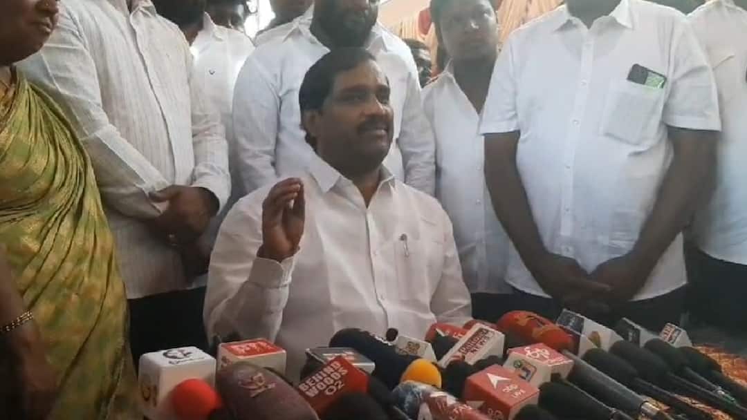 Velmurugan: சென்னைக்கு ரூ.6000... பிற மாவட்டங்களுக்கு ரூ.2000 தானா - பொங்கிய வேல்முருகன் Velmurugan says flood relief amount 6000 for Chennai 2000 for other districts not acceptable - tnn Velmurugan: சென்னைக்கு ரூ.6000... பிற மாவட்டங்களுக்கு ரூ.2000 தானா - பொங்கிய வேல்முருகன்