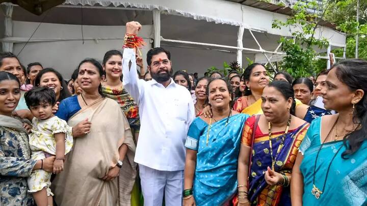 इसके अलावा देश के अलग-अलग राज्यों में इस साल कई योजनाएं शुरू की गई हैं. जिनमें महाराष्ट्र की लड़की बहिन योजना की चर्चाएं हर ओर हैं. इस योजना के चलते महायुति गठबंधन ने महाराष्ट्र में फिर से सरकार बनाई है.