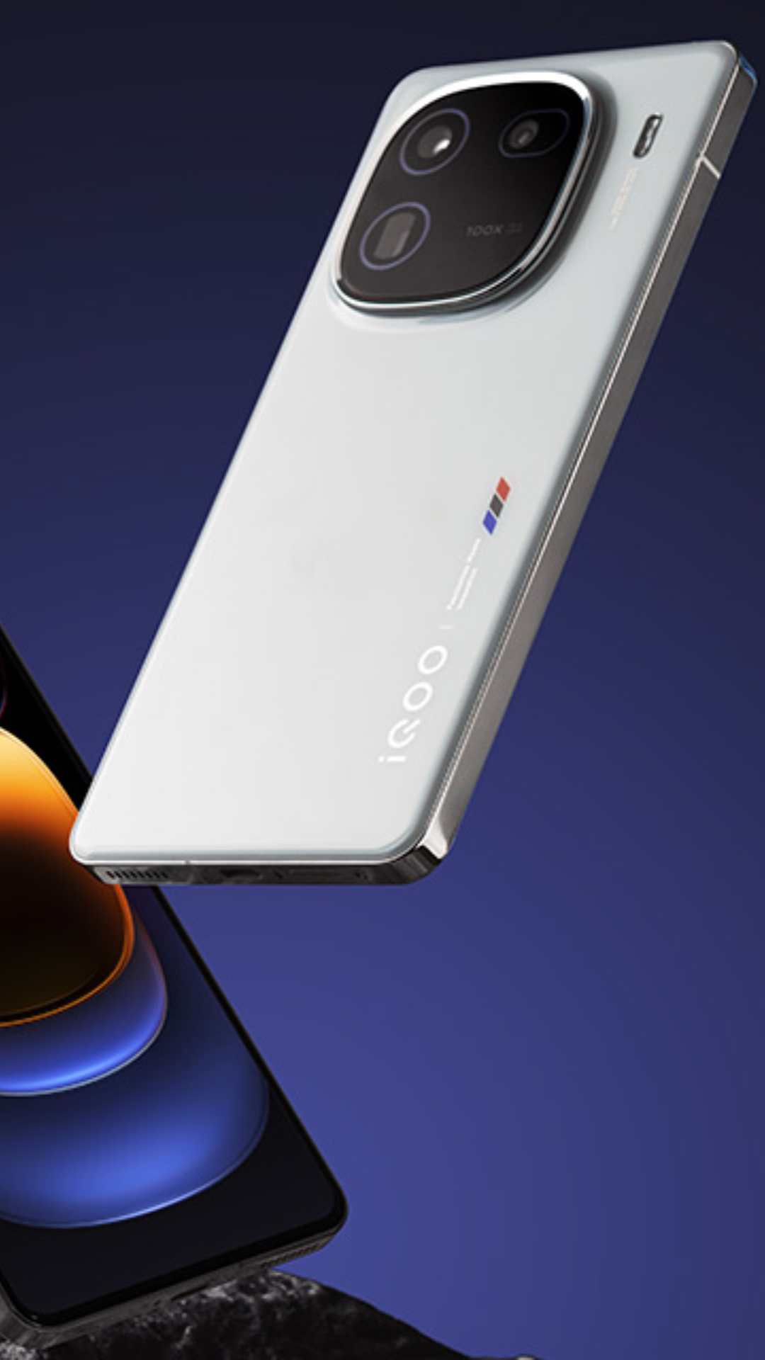 इस फोन में Qualcomm Snapdragon 8s Elite प्रोसेसर मिलने की संभावना है. हाल ही में इस फोन के फीचर्स लीक हुए हैं.
