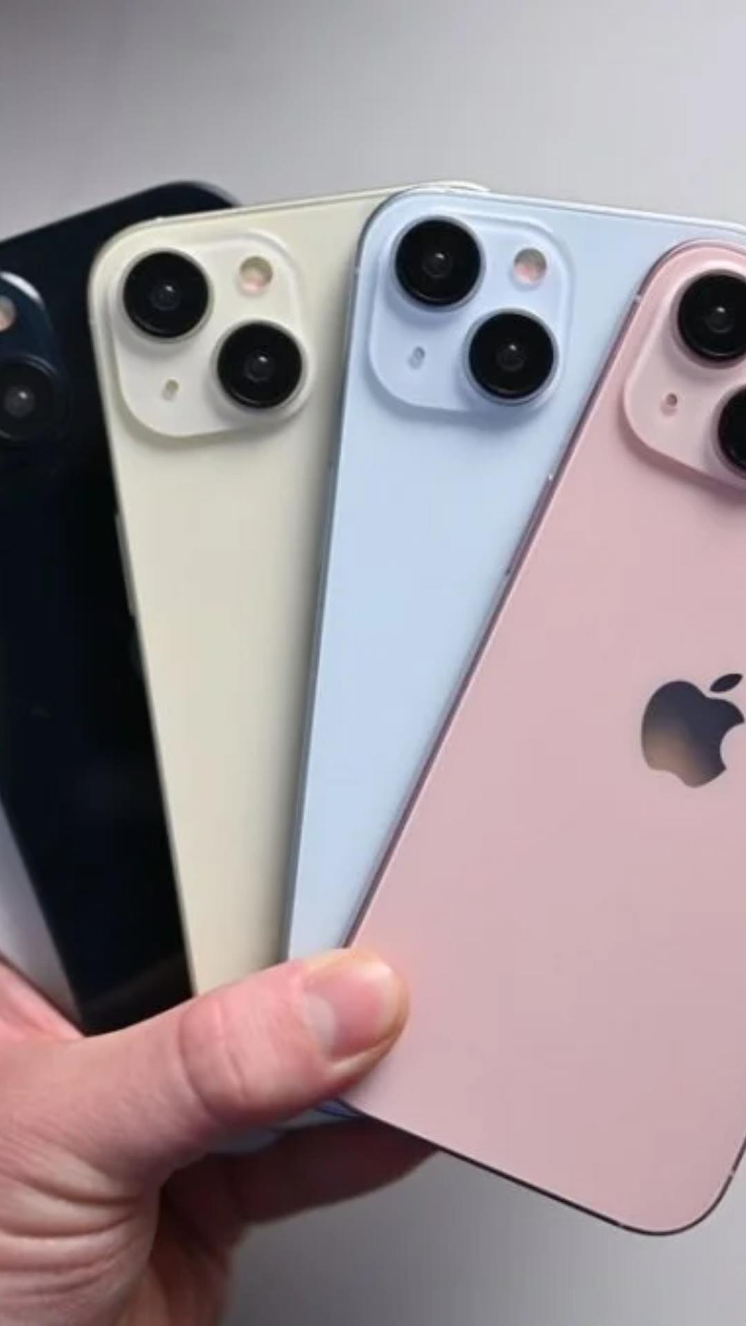हाल ही में फ्लिपकार्ट पर Super Value Days सेल शुरू हुई है, जिसमें  iPhone 15 की कीमत कम हो गई है