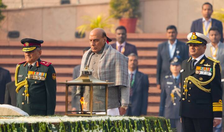 Union Defence Minister Rajnath Singh pays homage at the National War Memorial on the occasion of the Vijay Diwas, marking India's victory in the 1971 Bangladesh liberation war, in New Delhi, Monday, Dec. 16, 2024. (Source: PTI)