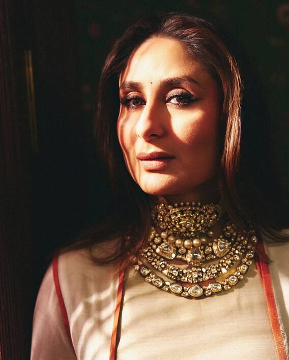 বাদ পড়েছেন একাধিক ছবি থেকে, একটি প্লেব্যাকও করেন করিনা কপূর!