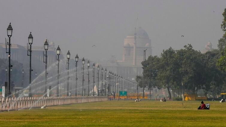 GRAP 4 Reimposed In Delhi As Pollution Level Reaches Severe Category Delhi Air Pollution: பிரதமர் மோடி இருந்துமா..! டெல்லிக்கு வந்த போதாத காலம்,  அமலுக்கு வந்த கட்டுப்பாடுகள் - காரணம் என்ன?