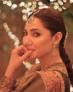 Mahira Khan's Gorgeous Wedding-Ready Kurta Set Is A Must-Have, See All Pics