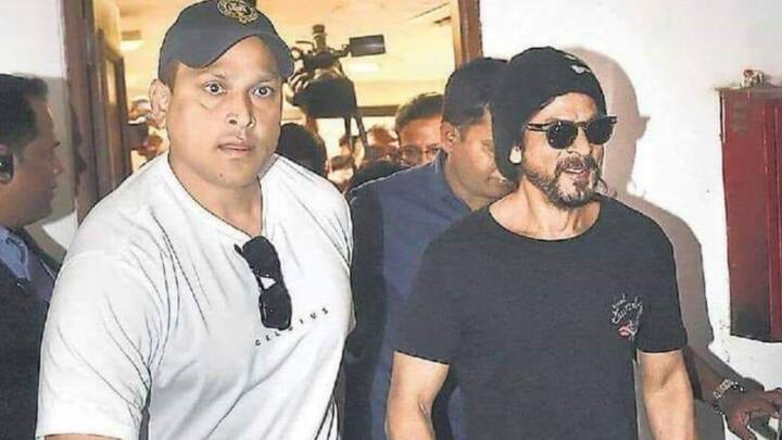 கடந்த 10 ஆண்டுகளாக ஷாருக் கான் மற்றும் அவரது குடும்பத்தின் பாதுகாவலராக இருந்து வருபவர் ரவி சிங். ஆண்டிற்கு 2.7 கோடி சம்பளமாக பெறுகிறார். அதிக சம்பளம் பெறும் பாடிகார்ட்ஸ் பட்டியலில் முதலிடத்தில் ரவி உள்ளார்