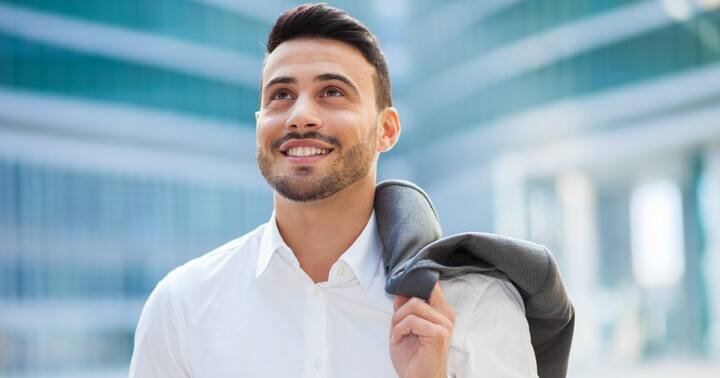 व्यवसायात नवीन कल्पना वापरून भरपूर पैसा कमावतात. याशिवाय हे लोक मनी माइंडेड असतात.