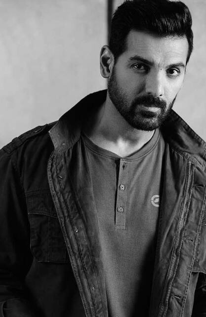 साथ ही उन्होंने ये भी बताया कि पान मसाला इंडस्ट्री का 45 हजार करोड़ सालाना टर्न ओवर है मतलब सरकार भी इसे सपोर्ट करती है तो जो भी इसका प्रचार करते हैं उन्हें बहुत सारा पैसा मिलता है.