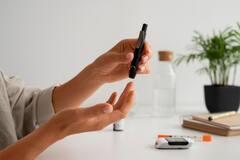 Blood Sugar: બ્લડ સુગર લેવલ અપ્સ ડાઉન રહે છે? તો રૂટીન ડાયટમાં આ ફૂડને કરો સામેલ, થશે ફાયદો