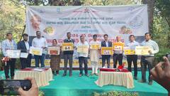 फुलांपासून आयफेल टॉवर! फुलं, धान्यांपासून साकारल्या विविध प्रतिकृती