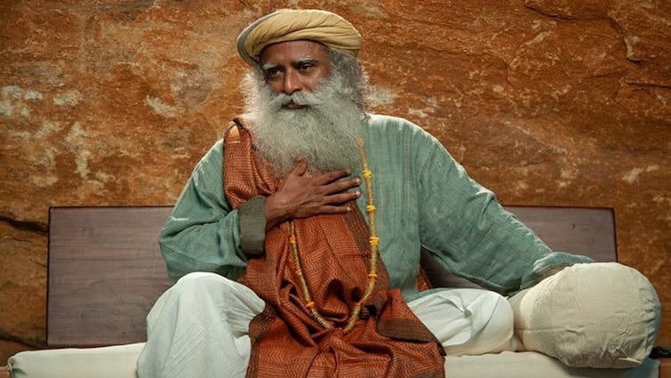 Why is it important to be vegetarian Sadhguru an Indian guru and founder of the Isha Foundation Sadhguru: శాఖాహారిగా ఉండటం ఎందుకు ముఖ్యం, సద్గురు ఏమన్నారంటే?