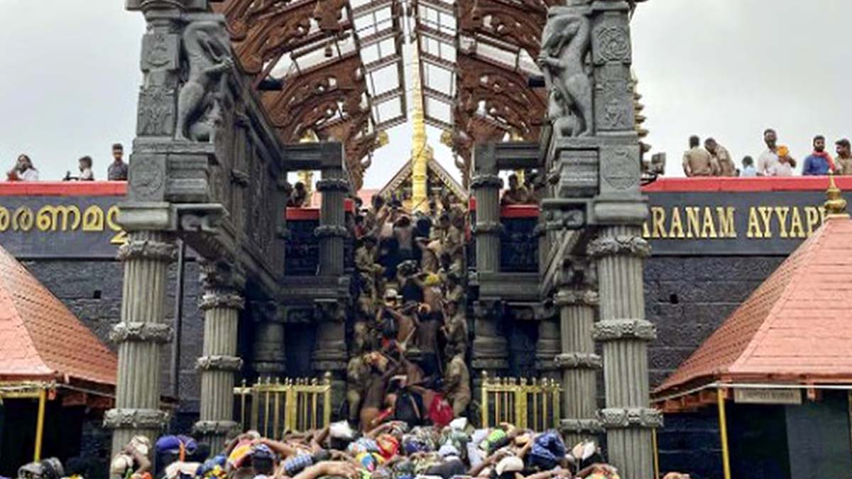 Sabarimala Temple: சபரிமலையில் பக்தர்கள் சாமி தரிசனம்...மிகப்பெரிய சாதனை