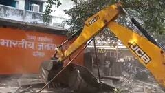 यूपी में BJP दफ्तर पर चला बुलडोजर, नेता बोले- 'हमें तो अपनों ने लूटा, गैरों में कहां दम था'