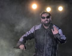 ভুয়ো খবর, অসম্মানজনক, ট্রাফিক আইন ভাঙা বিতর্কে সাফাই দিলেন বাদশা