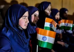 PM Modi Mann Ki Baat: 'मन की बात' के एक एपिसोड पर कितना पैसा होता है खर्च, कौन करता है इसका भुगतान?