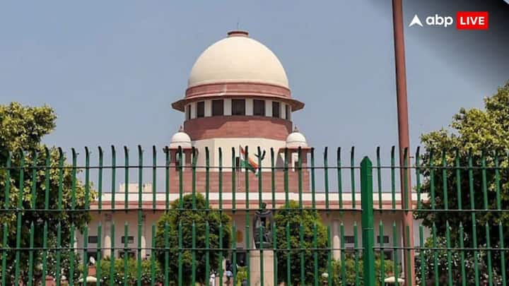 देश में मुस्लिम जजों और चीफ जस्टिस के इतिहास की बात करें तो देश में इस समय बिहार के सीजे इकबार अहमद अंसारी, और हिमाचल प्रदेश के सीजे मंसूर अहमद मीर ही मुख्य न्यायधीश हैं.