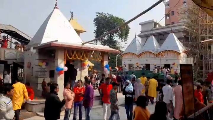 মন্দির কমিটির সভাপতি তারাময় মুখ্যপাধ্যায় জানিয়েছেন, 