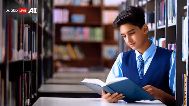 CBSE Class 12th Sample Papers Exam Pattern Here Know In Details CBSE 12th Exam: सैंपल पेपर से कैसे अपनी तैयारी को करें दुरुस्त? जानें एग्जाम पैटर्न और सिलेबस