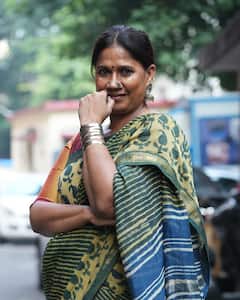 Chhaya Kadam : लापता लेडिज फेम छाया कदम यांचा गोल्डन लूक; पाहा फोटो!