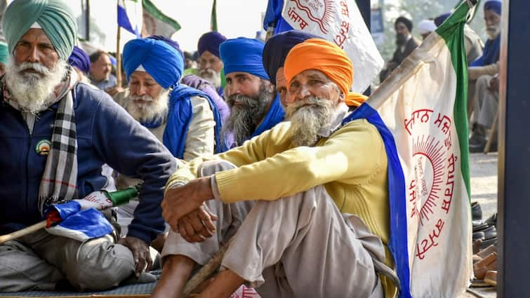 Farmers Begin 3-Hour 'Rail Roko' Protest, Block Tracks In Punjab's Shambhu