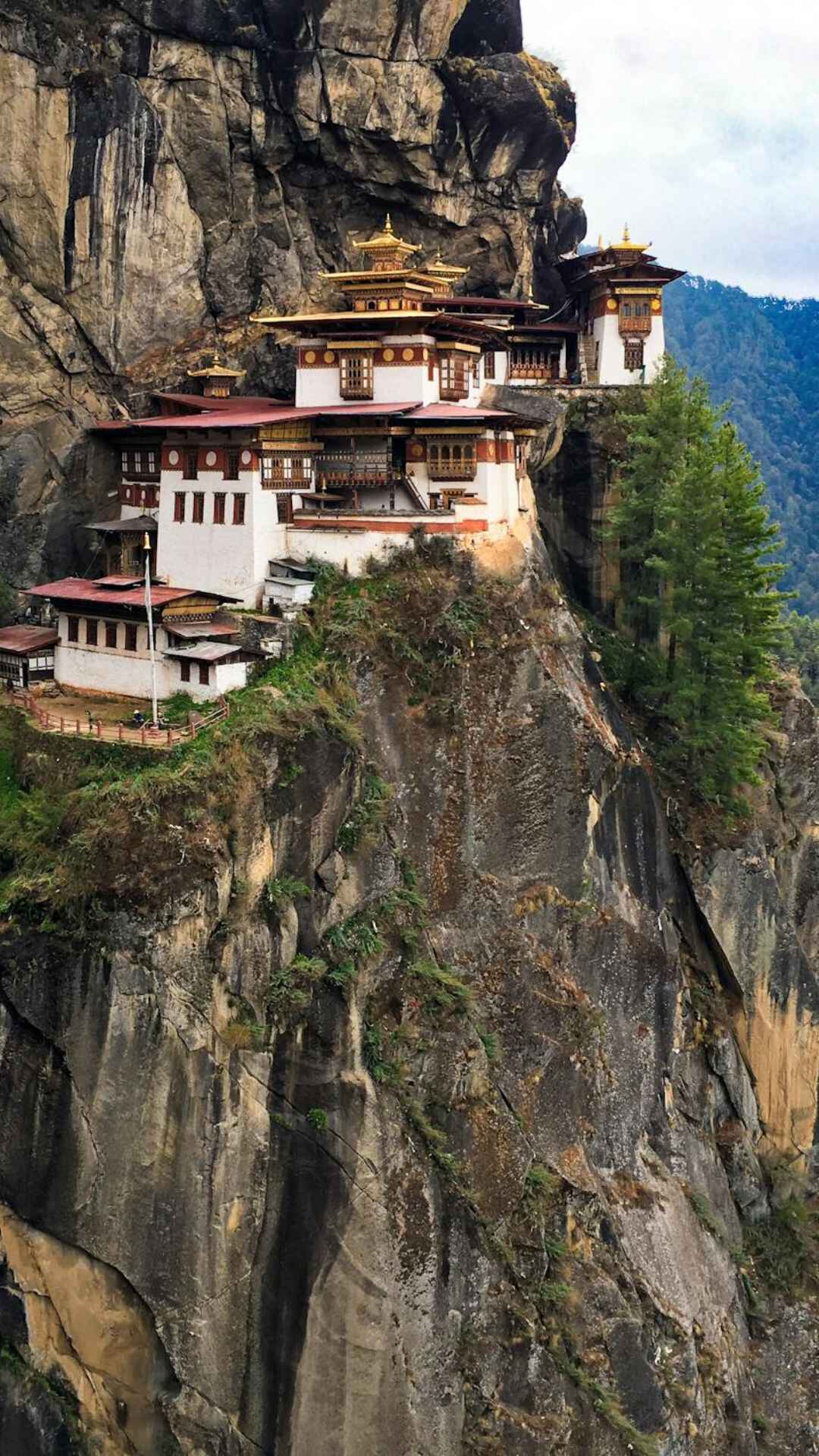 2. பூட்டான்