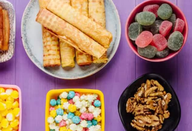 ਟੈਲੀਗ੍ਰਾਫ ਰਿਪੋਰਟ ਦੇ ਅਨੁਸਾਰ ਅਧਿਐਨ ਕੀਤੇ ਗਏ ਡ੍ਰਿੰਕ ਮਿਸ਼ਰਣ ਵਿੱਚ ਪ੍ਰੋਟੀਨ ਦਾ ਪੱਧਰ ਸਭ ਤੋਂ ਵੱਧ ਸੀ, ਔਸਤਨ 15.8 ਗ੍ਰਾਮ ਪ੍ਰੋਟੀਨ ਪ੍ਰਤੀ 100 ਗ੍ਰਾਮ ਸੀ। ਇਡਲੀ ਮਿਕਸ ਔਸਤਨ 12.2 ਗ੍ਰਾਮ ਪ੍ਰੋਟੀਨ ਪ੍ਰਤੀ 100 ਗ੍ਰਾਮ ਦੇ ਨਾਲ ਦੂਜੇ ਸਥਾਨ 'ਤੇ ਆਇਆ। ਮੱਕੀ, ਆਲੂ, ਸੋਇਆ ਜਾਂ ਕਣਕ (28 ਗ੍ਰਾਮ ਪ੍ਰਤੀ 100 ਗ੍ਰਾਮ) ਤੋਂ ਬਣੇ ਖਾਣ ਲਈ ਤਿਆਰ ਕੀਤੇ ਗਏ ਸਨੈਕਸ ਵਿੱਚ ਸਭ ਤੋਂ ਵੱਧ ਔਸਤ ਚਰਬੀ ਦਾ ਪੱਧਰ ਪਾਇਆ ਗਿਆ।