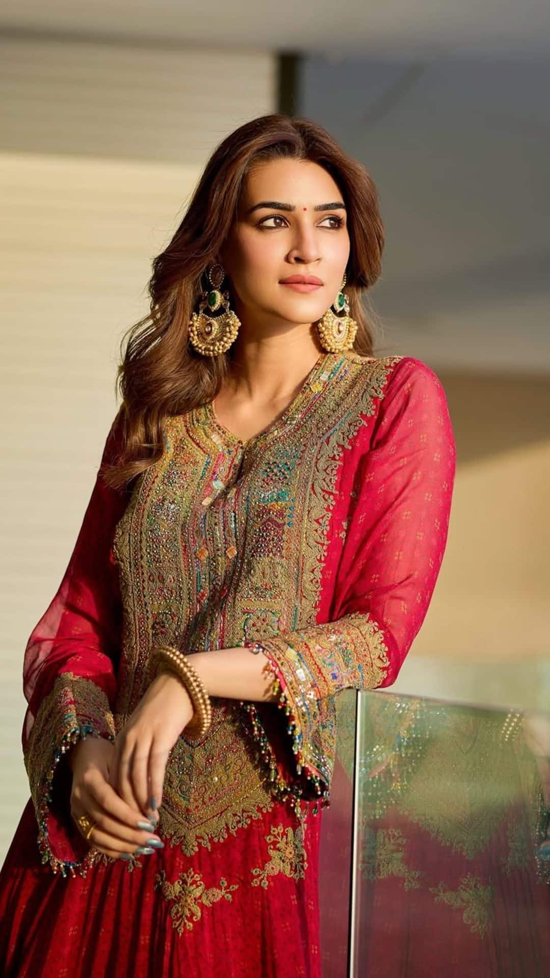 Kriti Sanon Slays The Wedding Guest Look With Style