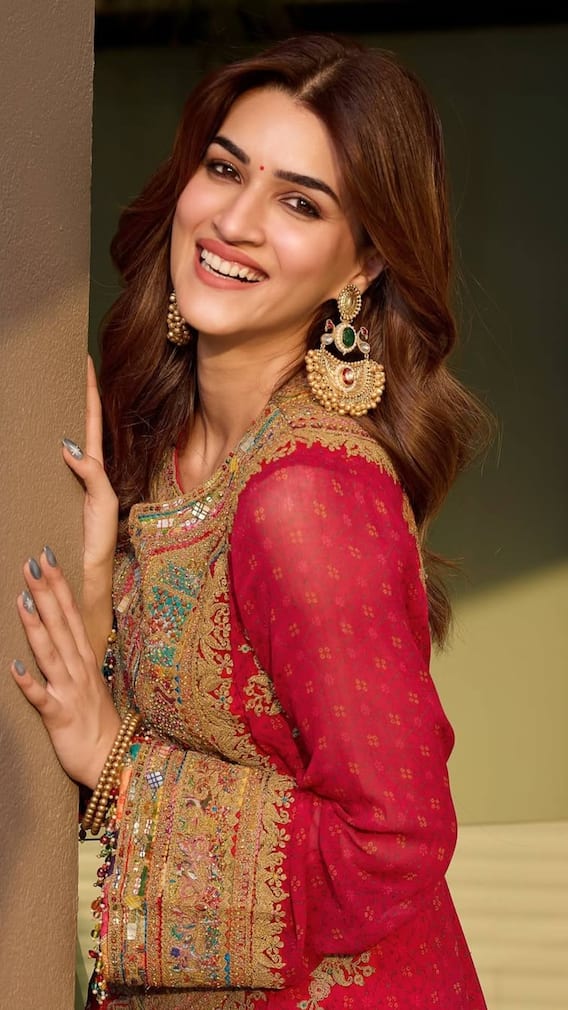 Kriti Sanon Slays The Wedding Guest Look With Style
