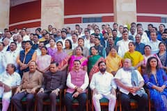 महाराष्ट्र में महायुति की बंपर जीत भी बनी मुसीबत! मंत्री पद मिला भी तो ढ़ाई साल के लिए, कई नेता नाराज