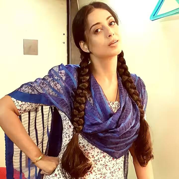 एका मुलाखतीदरम्यान माही गिलनं लष्कर सोडण्याचं कारणही सांगितलं. माहीनं सांगितलं की, चेन्नईमध्ये पॅरा सेलिंग ट्रेनिंग दरम्यान तिचा अपघात झाला. प्रशिक्षणादरम्यान जेव्हा तिनं पॅरा जंप केला, तेव्हा फ्रीफॉल झाला. या अपघातात माही अगदी मृत्यूच्या दाढेतून परत आली, असं म्हटलं तरी वावगं ठरणार नाही.