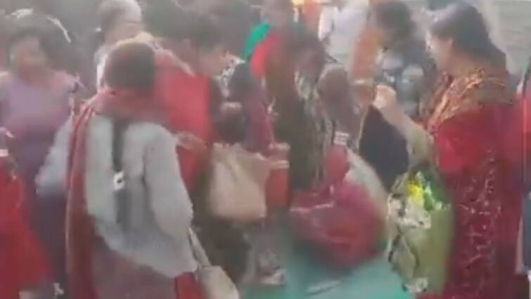 UP: Four Injured In Stampede At Meerut Religious Gathering. VIDEO