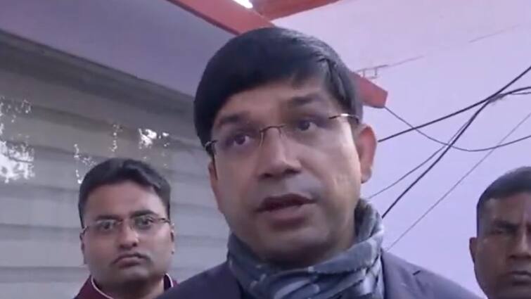 sambhal DM Rajendra Pensia first reaction on ASI survey in Sambhal told what happened in the survey संभल में ASI के सर्वे पर DM राजेंद्र पेंसिया की पहली प्रतिक्रिया, बताया सर्वे में क्या-क्या हुआ?