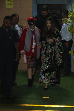 अभिषेक ने संभाला ऐश्वर्या का दुपट्टा, ससुर अमिताभ बच्चन संग गपशप करती दिखीं बहू रानी, देखें तस्वीरें