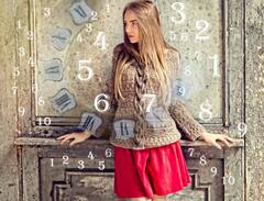 Numerology : परफेक्ट पार्टनर असतात 'या' जन्मतारखेच्या मुली, लक्ष्मीच्या पावलांनी येतात घरात