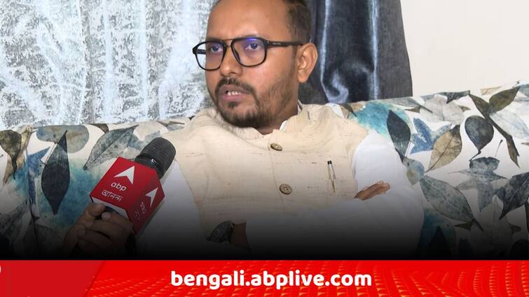 Expelled TMC Leader Manishankar Mondal claims he is not guilty and there no conflict between Abhishek Banerjee and Mamata Banerjee Manishankar On Abhishek: অভিষেকের হয়ে ব্যাটিং, তৃণমূলেই তোলপাড় ! কী বললেন বহিষ্কৃত TMC নেতা মণিশঙ্কর ?