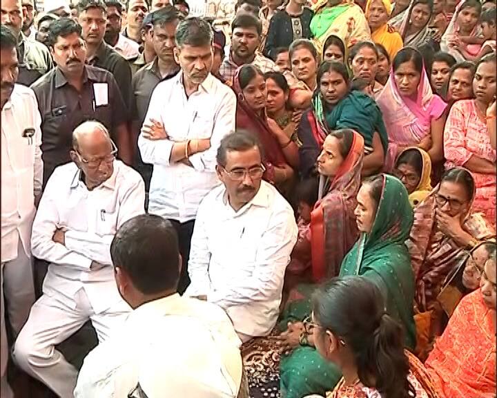 शरद पावरांसमोर गावकऱ्यांचा आक्रोश पाहायला मिळाला. आम्ही सगळे भयभीत आहोत. उद्या कुणाचा नंबर लागेल, याचा नेम राहिला नाही, असं गावकरी म्हणाले.