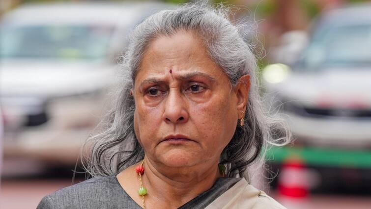 Samajwadi Party MP Jaya Bachchan demanded awards for injured BJP MP Pradeep Sarang and Mukesh Rajput सपा सांसद जया बच्चन ने घायल BJP सांसदों के लिए पुरस्कार की मांग रखी, कहा- 'उन्हें उनके...'