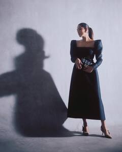 Shahid Kapoor Asks Out Mira Rajput For A Date After Latter Drops Gorgeous Pics From Photoshoot