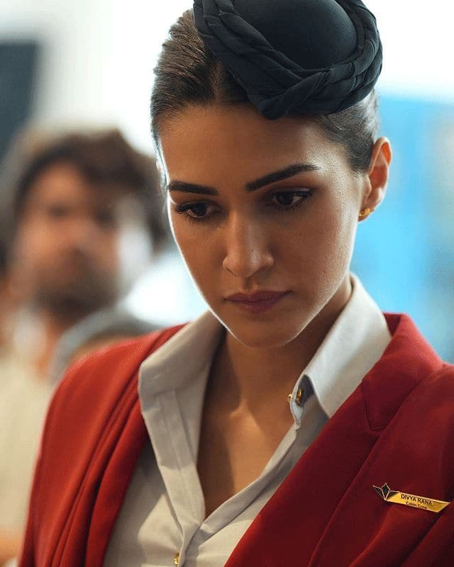 image Kriti Sanon - Crew: Kriti Sanon tickled the audience's funny bones with the comedy-drama 'Crew'. The actress played the role of flight attendant Divya Rana and received widespread acclaim by showcasing her emotional range and acting dynamics to the fullest.