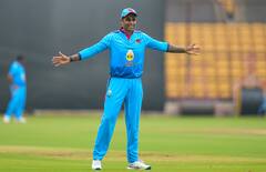 PHOTOS: सूर्यकुमार यादव के न्यू लुक ने लूटी महफिल, एकदम अलग अंदाज में नजर आए भाऊ